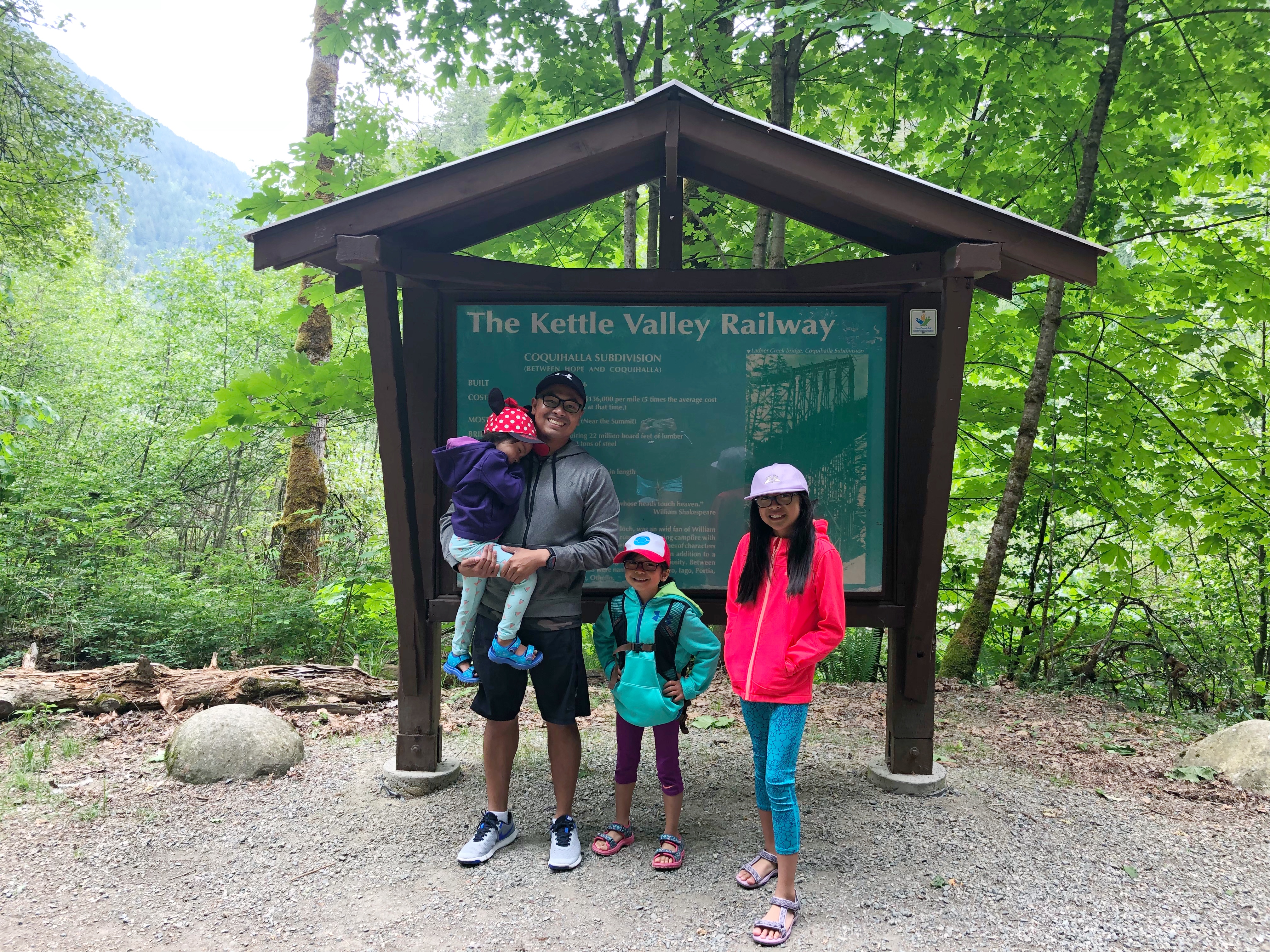 othello tunnels Hike, hope BC - family friendly hikes in BC - family friendly hikes in hope - Family friendly hikes in Vancouver - hiking adventures - kid friendly hikes in vancouver - easy summer hikes - easy hikes in vancouver -bethalylovebeauty.com