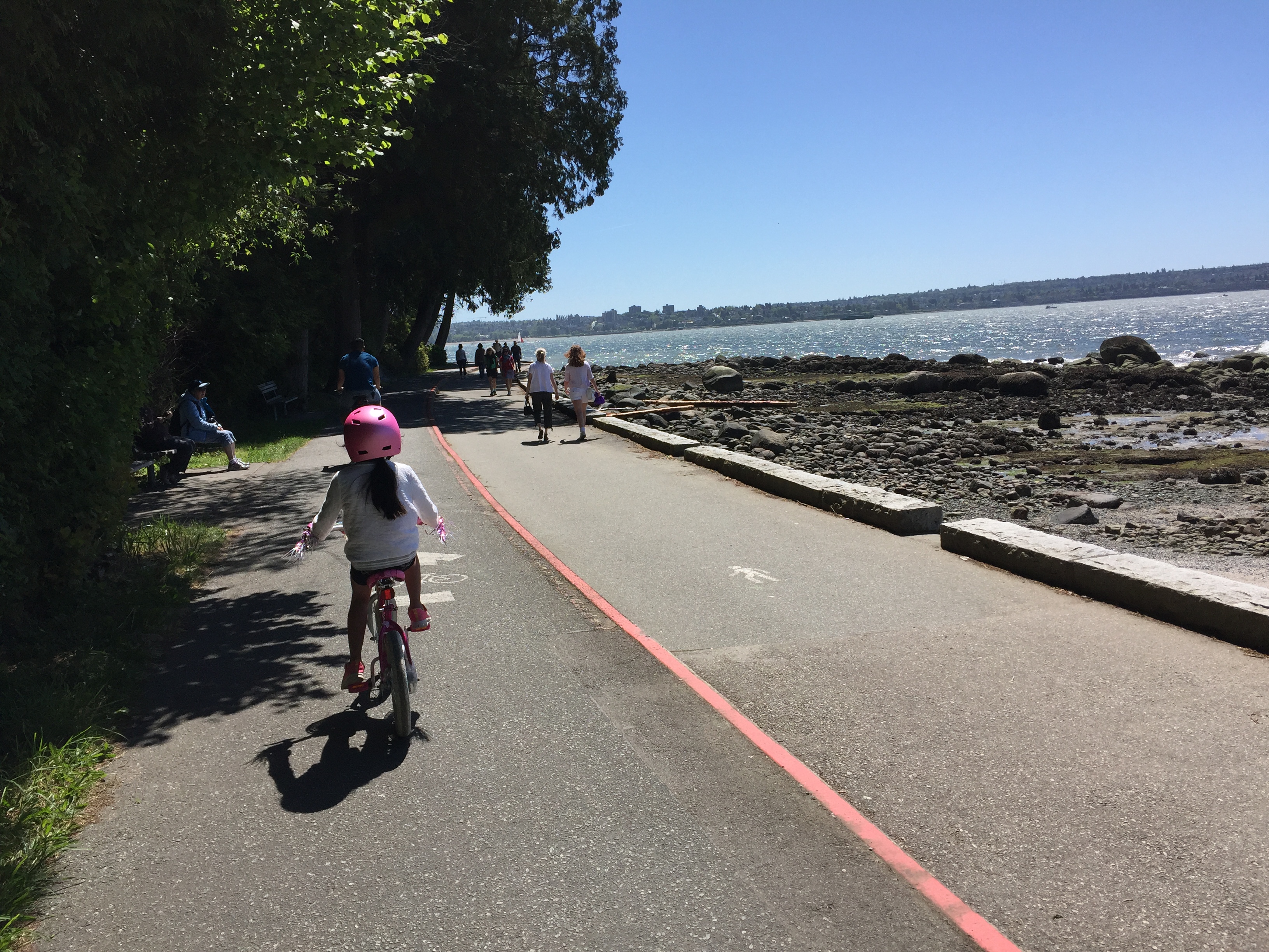 12 ACTIVITES TO DO IN AND AROUND VANCOUVER TO KEEP THE KIDS FROM USING THE B WORD... BORED - 12 THINGS TO DO IN VANCOUVER - MUST SEE THINGS IN VANCOUVER - THINGS TO DO IN VANCOUVER - THE VANCOUVER BUCKET LIST - THINGS TO DO IN VACNOUVER WITH KIDS - THE BEST PLACES TO VISIT IN VANCOUVER WITH KIDS - THE BEST PLACES TO VISIT IN VANCOUVER