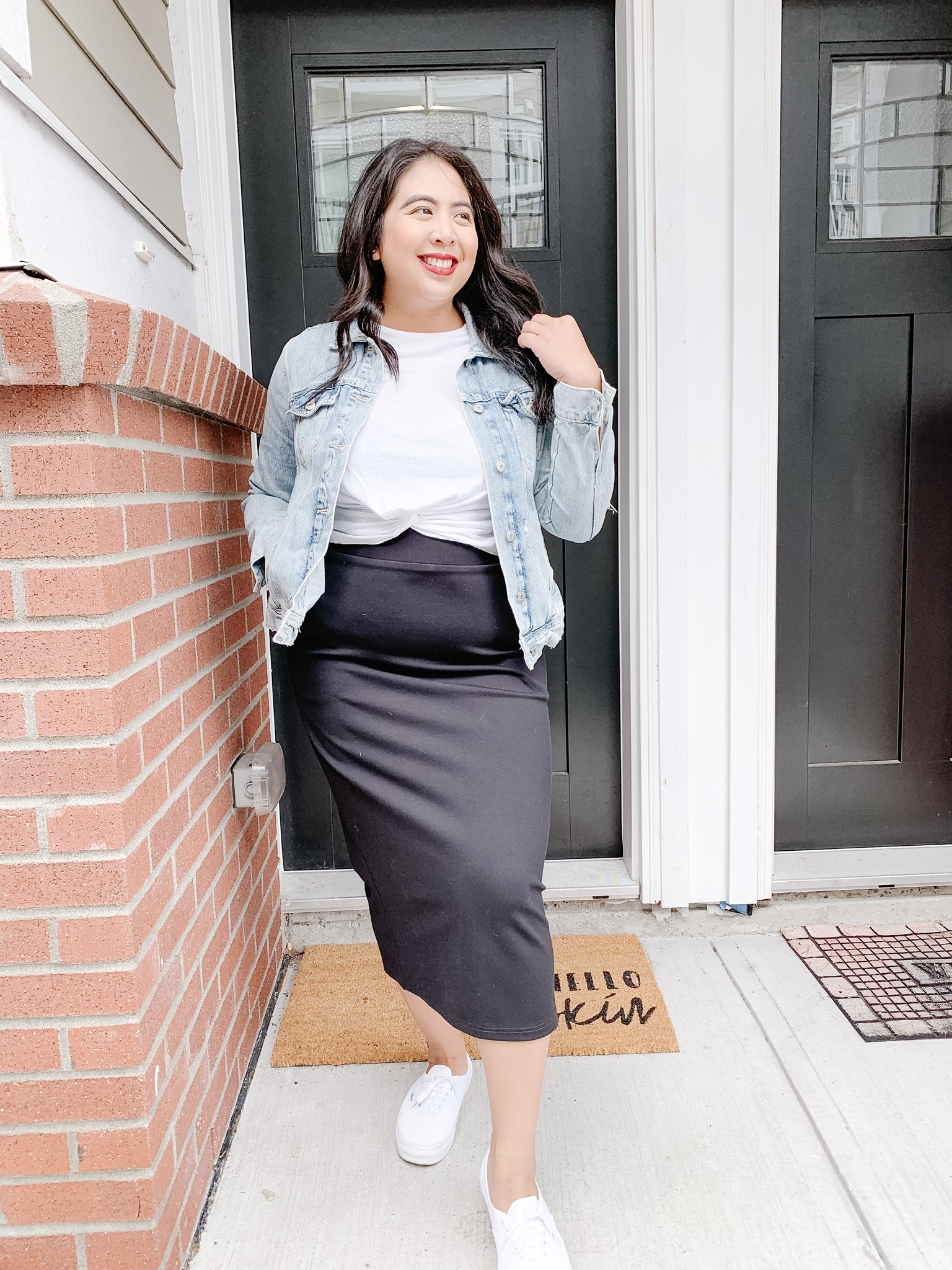 3 ways to wear a pencil skirt | Transitioning your wardrobe for fall | Fashion tips | Style tips | How to wear a black pencil skirt | How to wear a black pencil skirt for fall | How to wear a black pencil skirt casual | Black Pencil skirt fashion | Pencil Skirt | How to wear a Pencil Skirt
