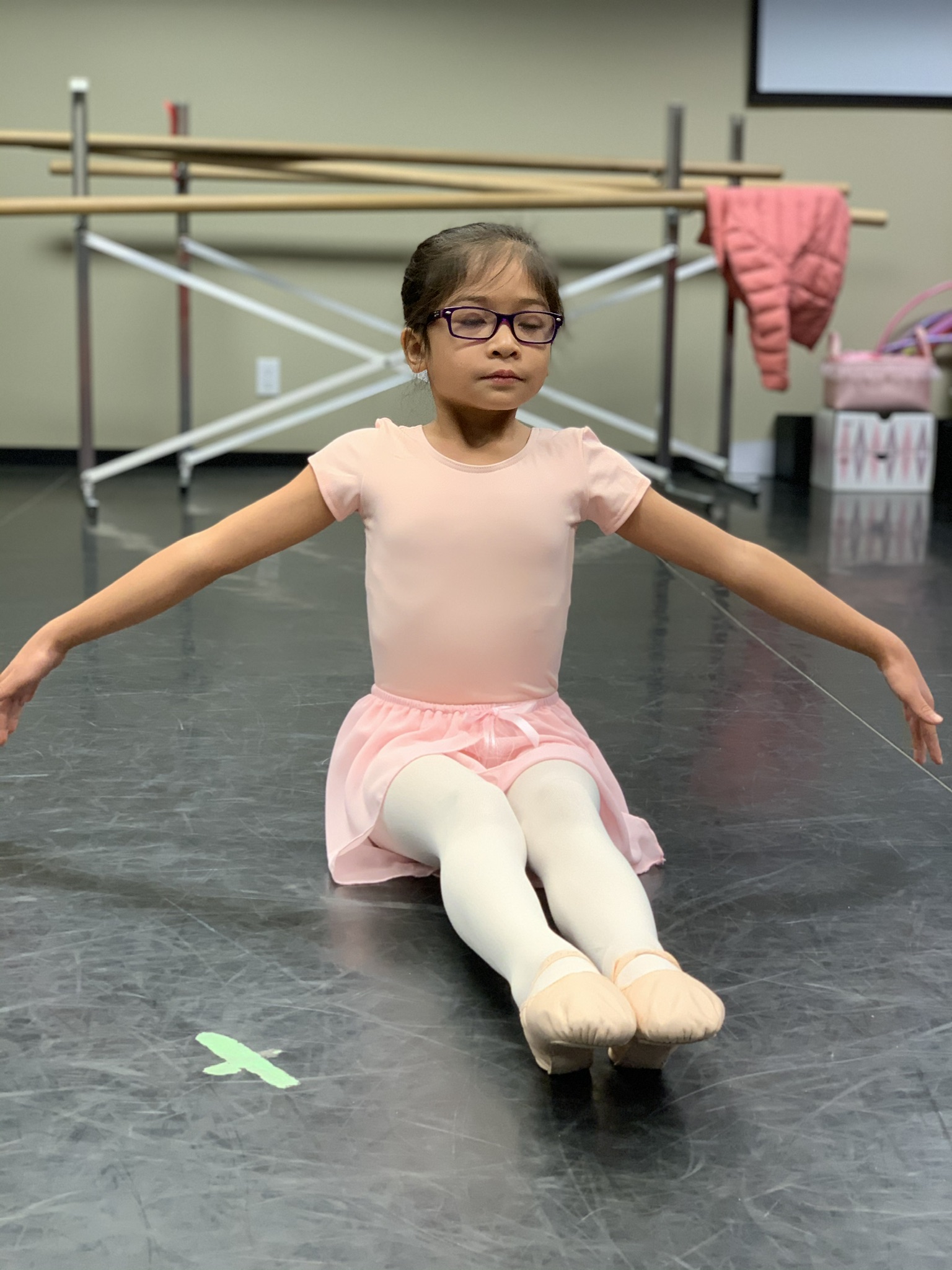 School of music and dance, Dance lessons, First experience with dance lessons, First experience with dance, Pre-jazz and Hip-hop dance, Ballet, Hip-hop dance lessons, Ballet dance lessons, bethalylovebeauty